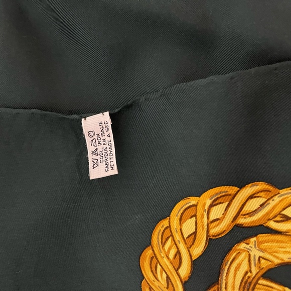 Chanel Gold Chain And CC Silk Scarf. - Picture 7 of 15